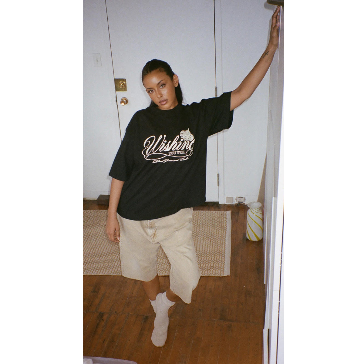 WYW SCRIPT TEE (BLACK)